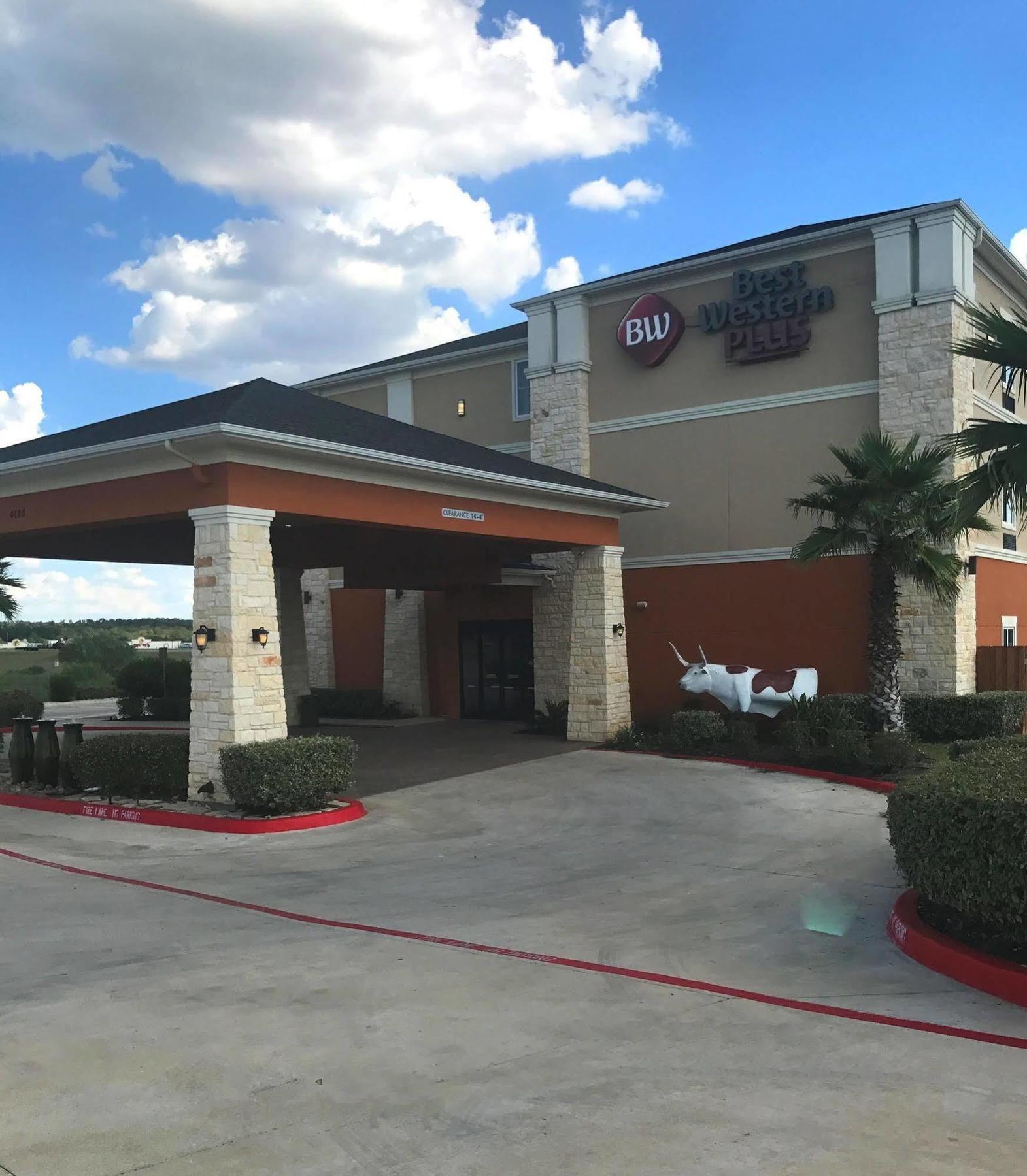 Best Western Plus Longhorn Inn & Suites Luling Eksteriør billede