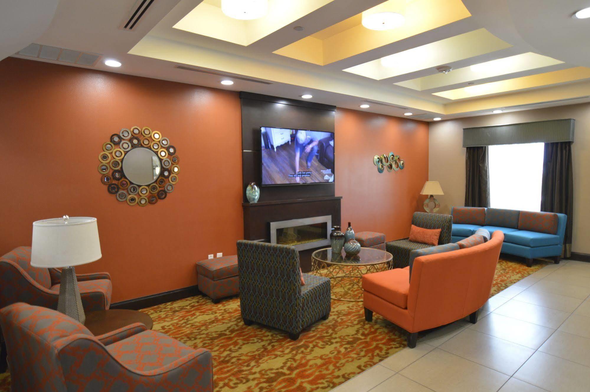 Best Western Plus Longhorn Inn & Suites Luling Eksteriør billede